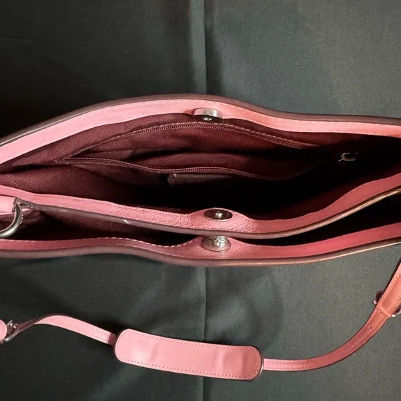 Coach Pink Penelope shoulder Bag - Picture 14 of 16